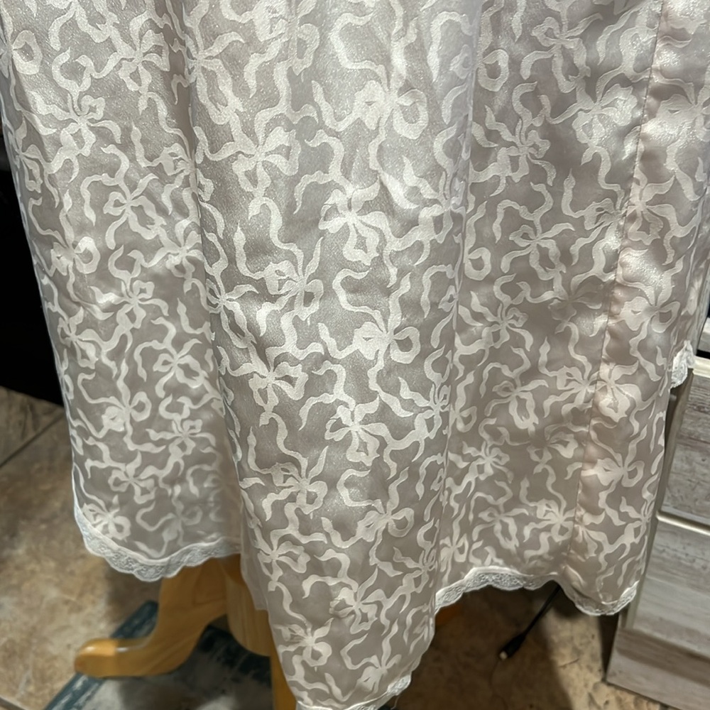 Christian Dior, vintage nightgown, lace detail women’s size medium - Picture 9 of 14
